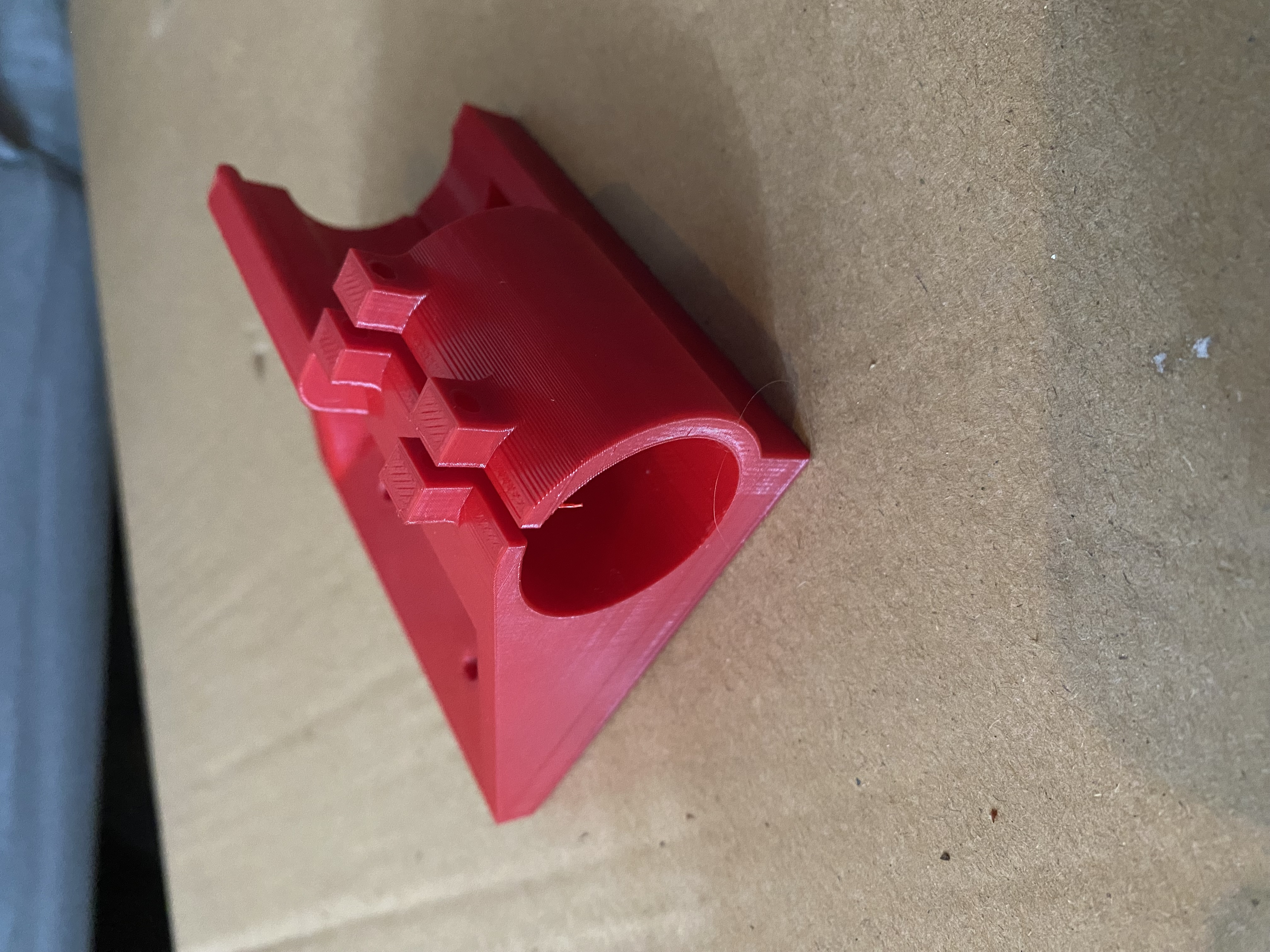 Redesigned motor mount in Fusion360